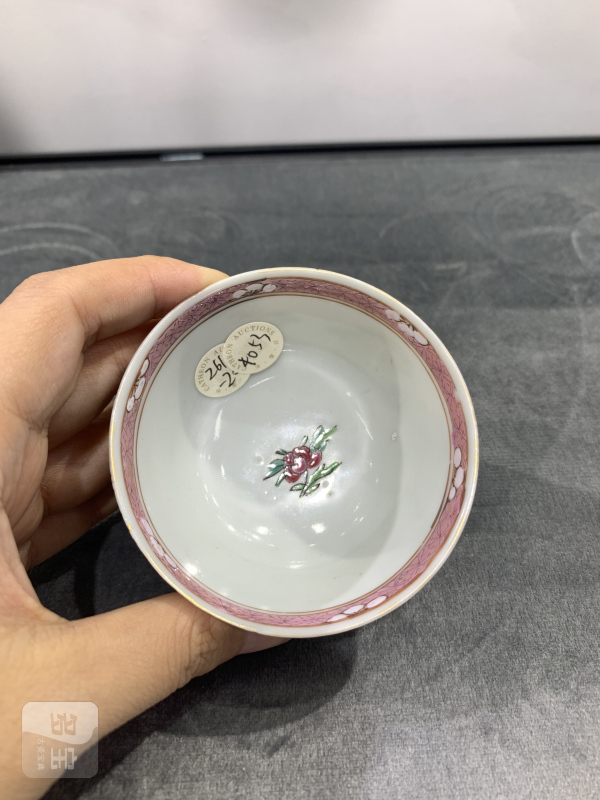 清雍正粉彩安居乐业纹小杯 - 图7